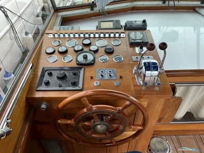 Super Van Craft 13.80 5