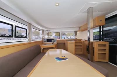 Lagoon 42 3