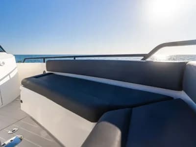 2019 Axopar 28 T Top Boat for Sale in Vilamoura 2