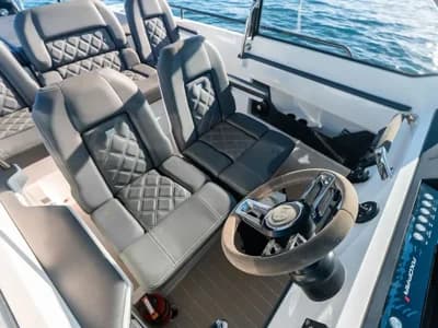 2019 Axopar 28 T Top Boat for Sale in Vilamoura 3