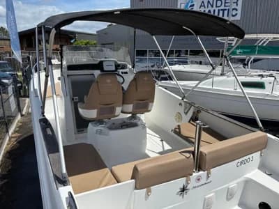 Jeanneau Cap Camarat 7.5 CC 3