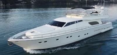 Ferretti 80 2