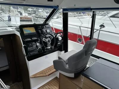 Jeanneau Merry Fisher 1095 Coupe 3