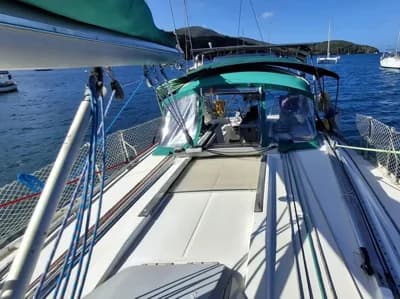 1997 Jeanneau Sun Odyssey 42.2 Boat for Sale in Le Marin 4