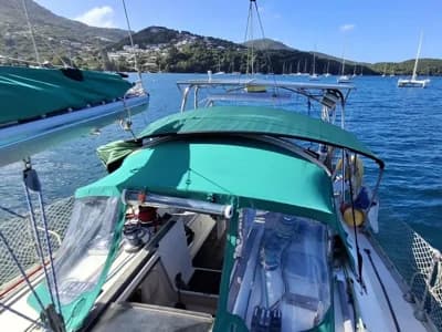 1997 Jeanneau Sun Odyssey 42.2 Boat for Sale in Le Marin 5