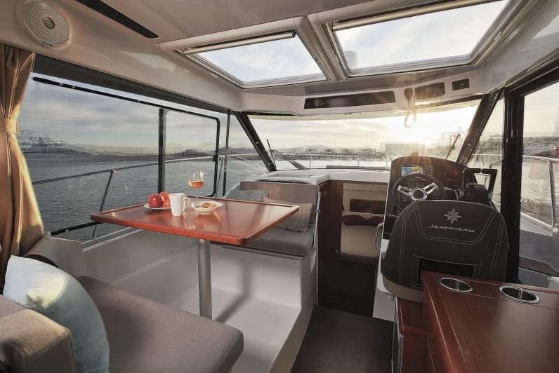 Jeanneau Merry Fisher 895