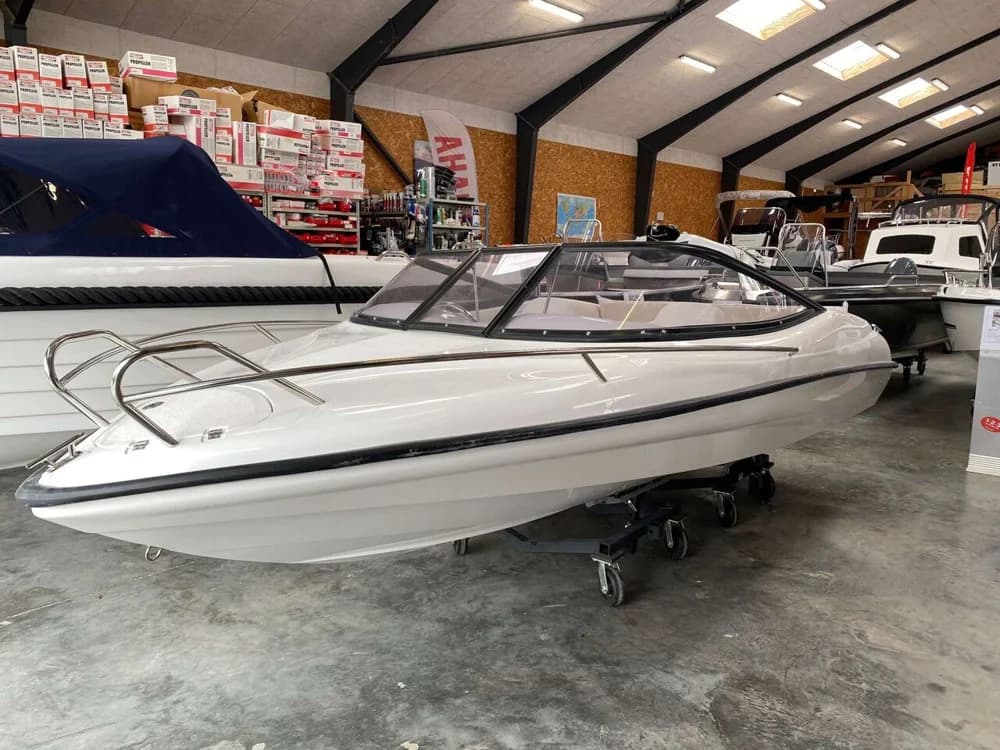 Suncraft 500 Sport