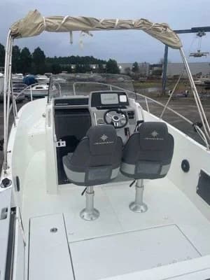Jeanneau Cap Camarat 7.5 CC 3