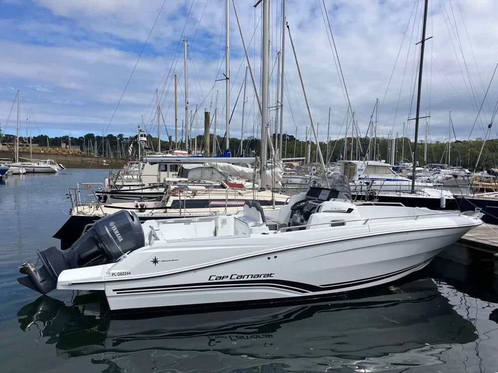 Jeanneau Cap Camarat 7.5 CC Serie 3