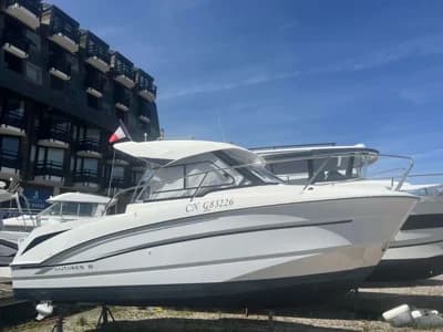 Bénéteau Antares 6 2