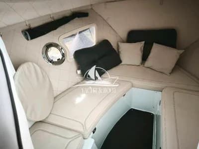 Velvette 23 Active Sedan 3