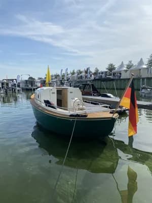 Yachtwerft Hamburg Elektro Tuckerboot 22f 2