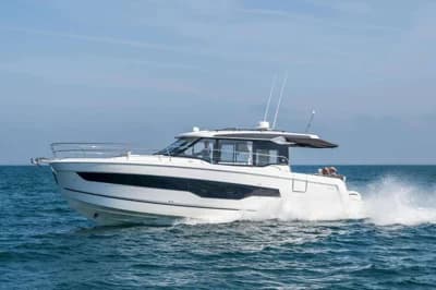 Jeanneau Merry Fisher 1295 Coupe 3