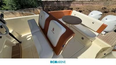 Invictus 270 CX 3