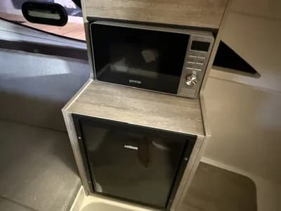 Quicksilver Activ 875 Sundeck mit 2x 250PS 3