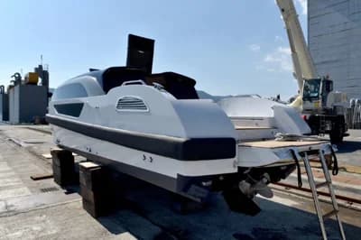 WB 7.5M CUSTOM LIMO TENDER 2