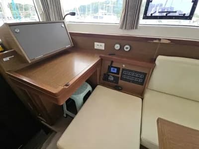 Lagoon 40 2