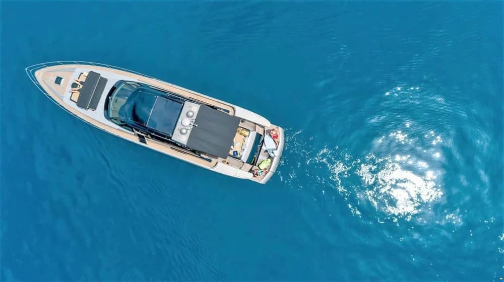Fashion Yachts 68