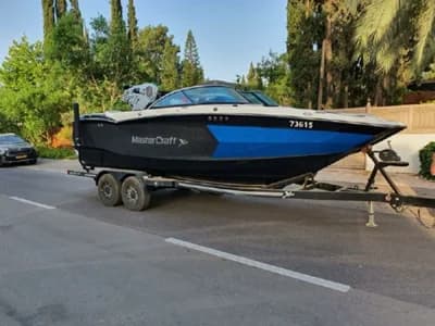 2018 MASTERCRAFT X-STAR 4