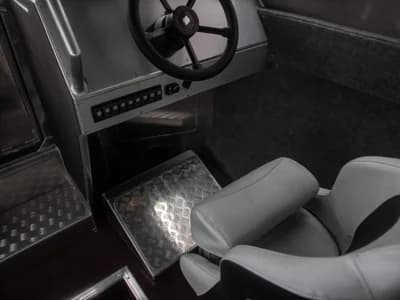 Seamachine Discovery 790 taxi 3