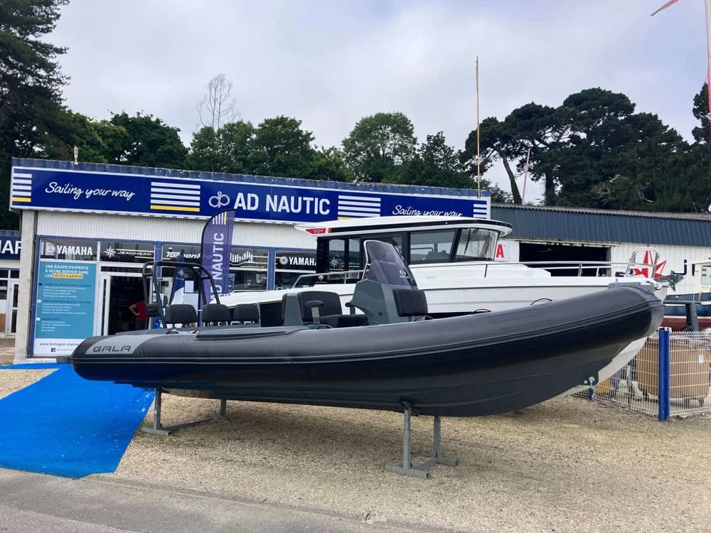 GALA Viking V7
