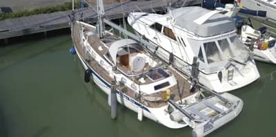 Hallberg-Rassy 43 2