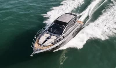 Cranchi M44 HT - NEW preorder fra 2