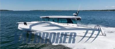 Axopar 45 Cross Cabin 2