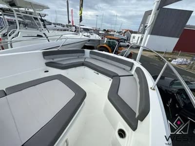 Jeanneau Cap Camarat 9.0 CC 3