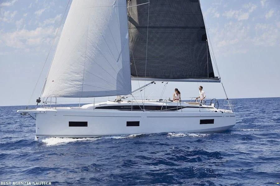 Bavaria C 38