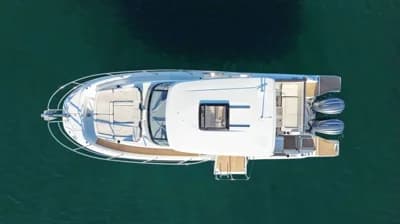 Jeanneau Cap Camarat 10.5 WA 2