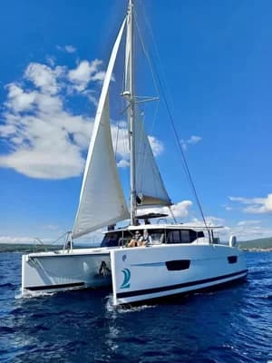 Fountaine Pajot Lucia 40 2
