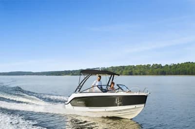 Quicksilver Activ 605 Bowrider mit 115PS und Trailer 2
