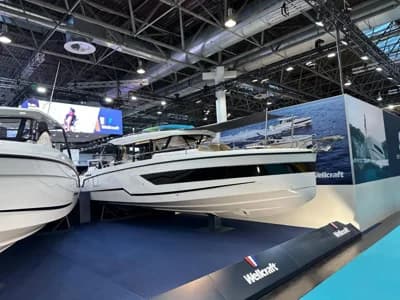 44 Explorer FKA Wellcraft 435 2