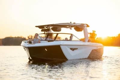 Super AIR Nautique S25 2