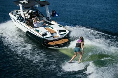 Super AIR Nautique S25 3