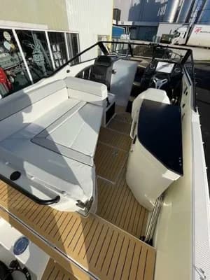 Quicksilver Activ 755 Cruiser 2