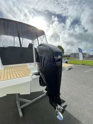 Quicksilver Activ 755 Cruiser 3