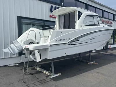 Bénéteau Antares 8 OB V2 2