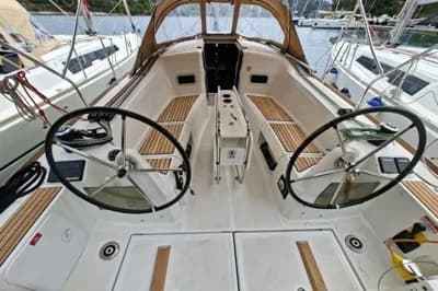 2019 Jeanneau Sun Odyssey 349 | 10m 3