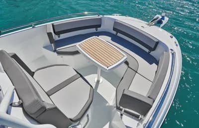 Jeanneau Cap Camarat 7.5 CC Serie 3 2