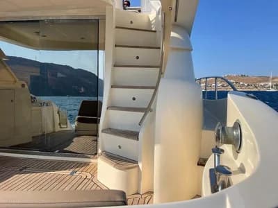 2007 Aicon 52 | 54.0 ft 3
