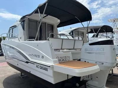 Bénéteau Antares 8 OB V2 2