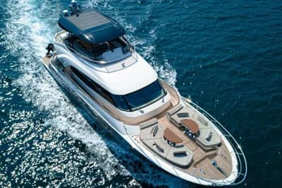 2015 Monte Carlo Yachts MCY 70 4