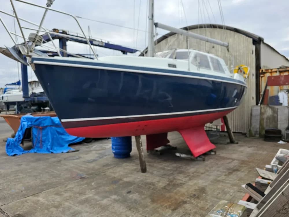 2002 British Hunter Pilot 27 Boat for Sale in Bangor