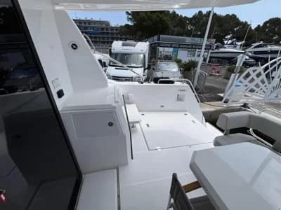 Leopard 40 Powercat 3
