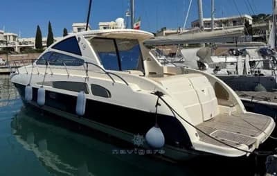 Airon Marine 4300 T-TOP 2