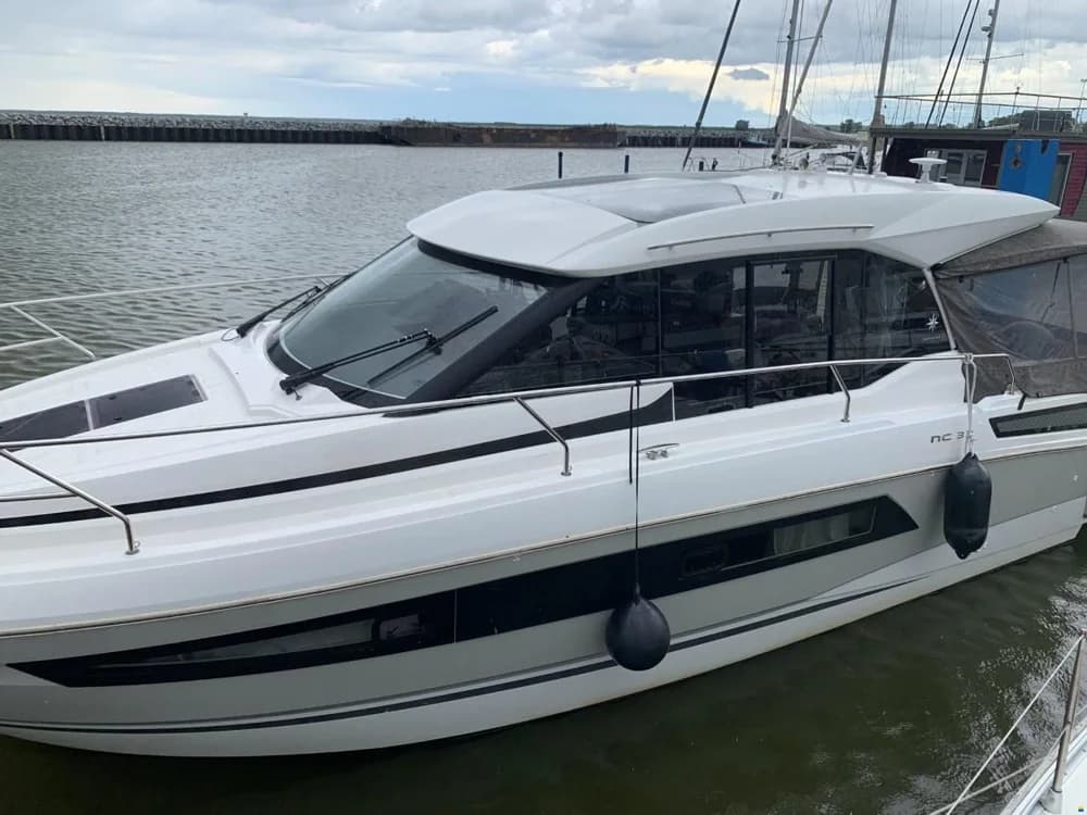 Jeanneau NC 33