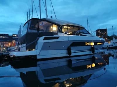 Jeanneau NC 33 2
