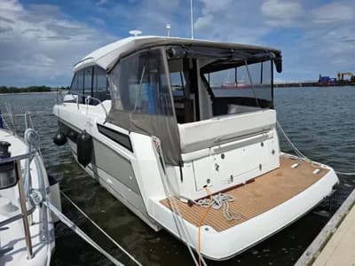 Jeanneau NC 33 3